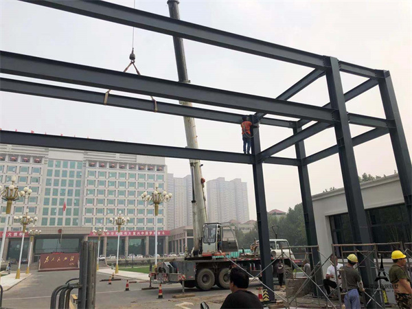1744273670331579.jpg 鋼結(jié)構(gòu)別墅19.jpg